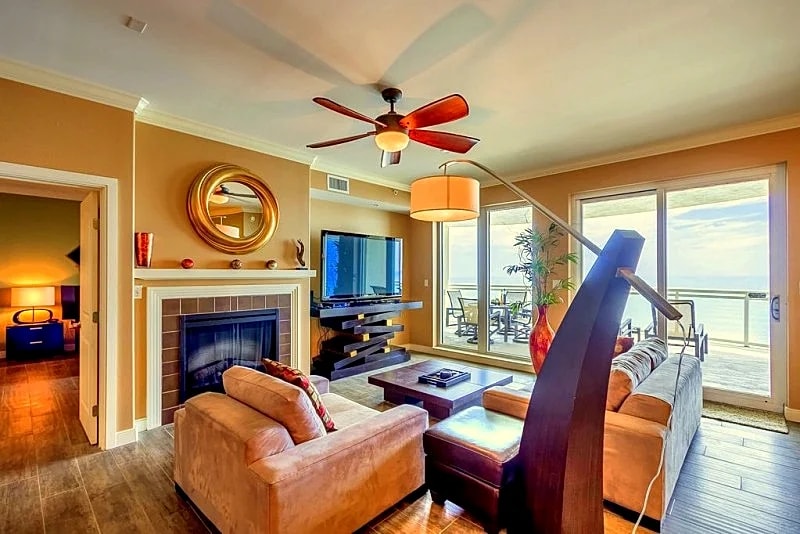 Ocean Vistas 805 a 3 Bedrm 2.5 Bath Ocean Ft Locally Managed! in Daytona Beach, Florida, United States — photo 4
