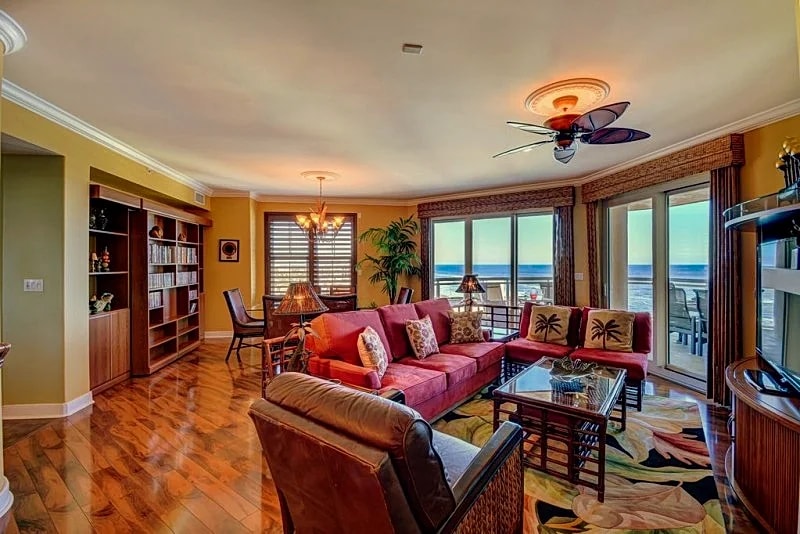 Ocean Vistas 1101- Penthouse On Daytona Beach! Local Owner
