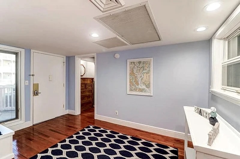 Port O Call, stunning renovated 1 bedroom, Great Complex pool. Enjoy private beach access right from the steps of the screen porch, the beach is just steps away! in Isle Of Palms, South Carolina, United States — photo 4