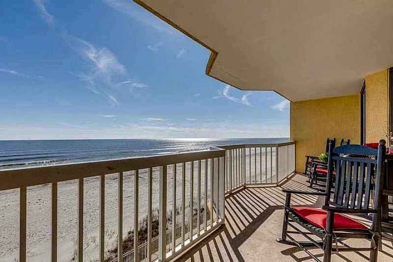 Charleston Oceanfront Villa 306 ~ Folly Beach ~ 2 community pools ~ Walking distance to downtown! in Folly Beach, South Carolina, United States — photo 3