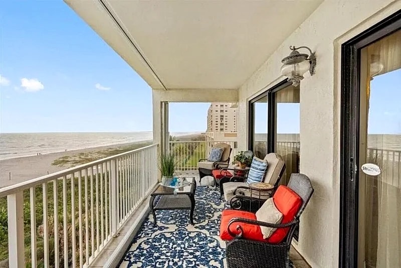 Sandcastles 611 "Sun Up on the Balcony" Lavish Ocean Views in Cocoa Beach, Florida, United States — photo 3