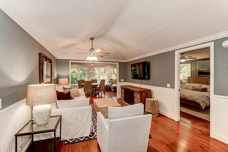 Immaculate house in the center of the resort! $250 Vayk Gear Credit in Isle Of Palms, South Carolina, United States — photo 2