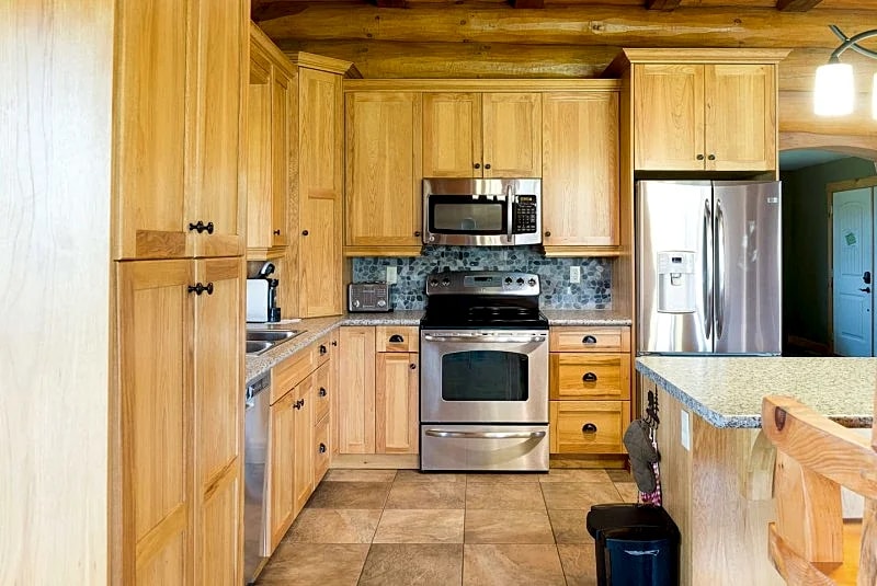 Haus Roko Cottage - Grand Bend, Ontario, Canada in Bluewater, Ontario, Canada — photo 5