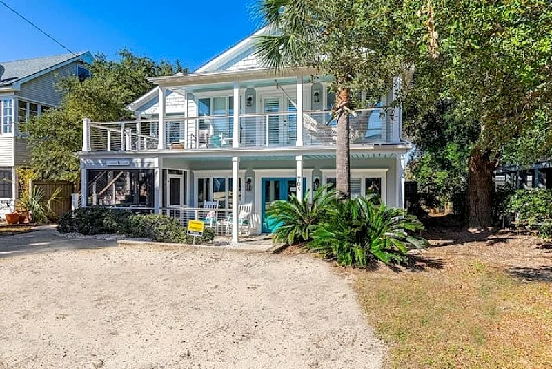 Backyard Oasis with Private Pool & Hot Tub! Close to Beach! Pet Friendly! $250 Vayk Gear Credit!