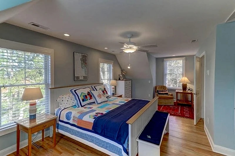 Islay Folly- Luxury Home Near The Beach + FREE $250 Beach Gear Credit! in Folly Beach, South Carolina, United States — photo 4