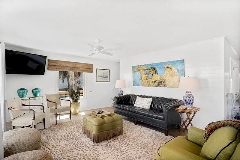 Edge of the Edge of America- NEWLY REMODELED! Oceanfront home with gorgeous views! in Folly Beach, South Carolina, United States — photo 3