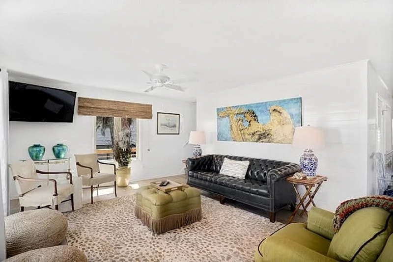 Edge of the Edge of America- NEWLY REMODELED! Oceanfront home with gorgeous views! in Folly Beach, South Carolina, United States — photo 3