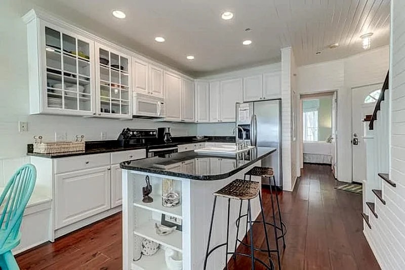 124 Waters Edge- Premier Riverfront Town Home! Screened porch, Community Pool Access, & Fishing Dock! in Folly Beach, South Carolina, United States — photo 5