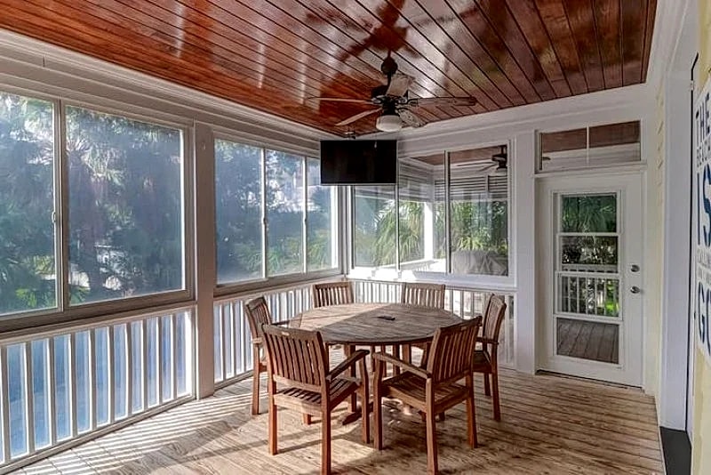 Custom Home, Private Pool, Hot Tub and Close to the Beach! in Isle Of Palms, South Carolina, United States — photo 4