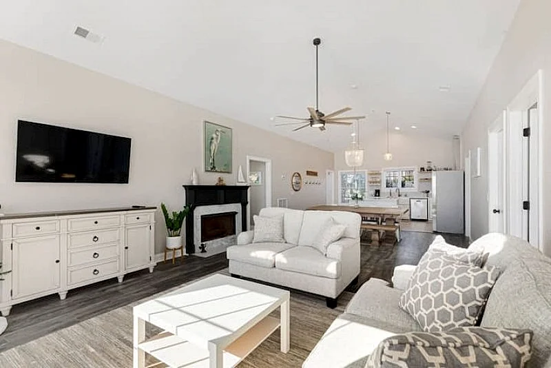 Slow M'Ocean - Private home directly on beach with wrap around porch!
