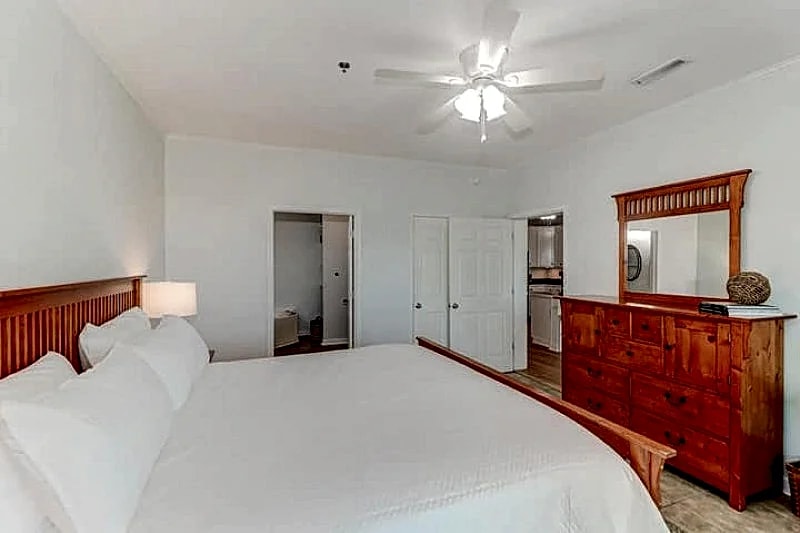 Marshwinds 1J- Stunning River and Marsh views! Community pool and short walk to beach! in Isle of Palms, South Carolina, United States — photo 4