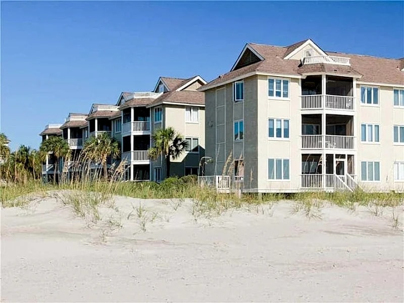 Direct Beachfront. Incredible Oceanfront Views! Elevator Access. in Isle Of Palms, South Carolina, United States — photo 2