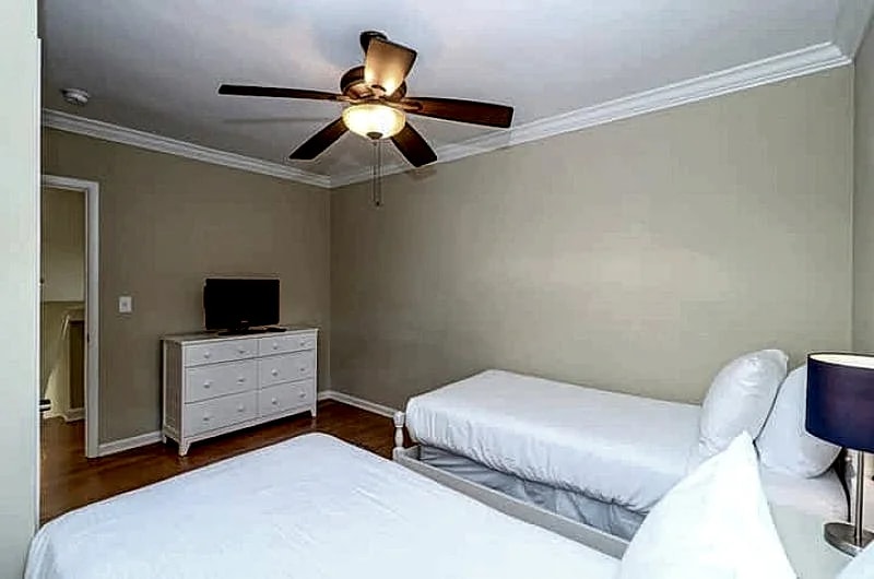 Isle of Palms Vacation Home | Lagoon View, 6 Bedroom 4.5 Bath in Isle of Palms, South Carolina, United States — photo 4