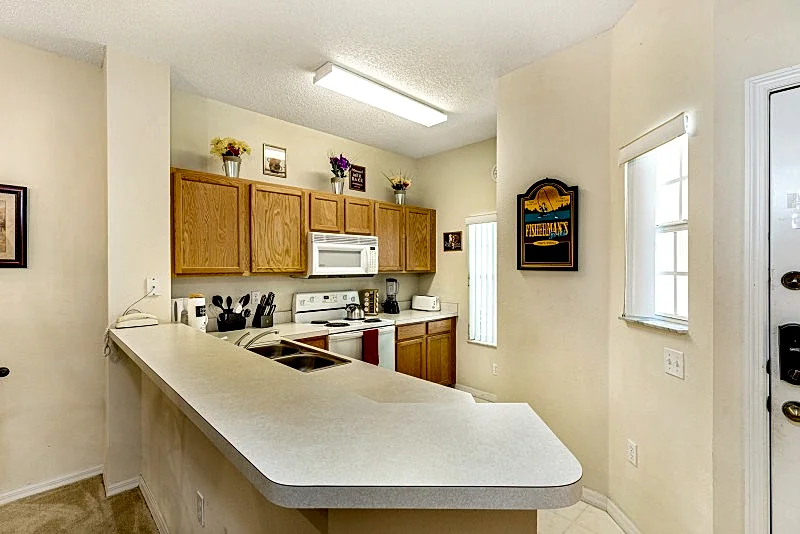 Unit 25- 3 bedroom Emerald Island 8417