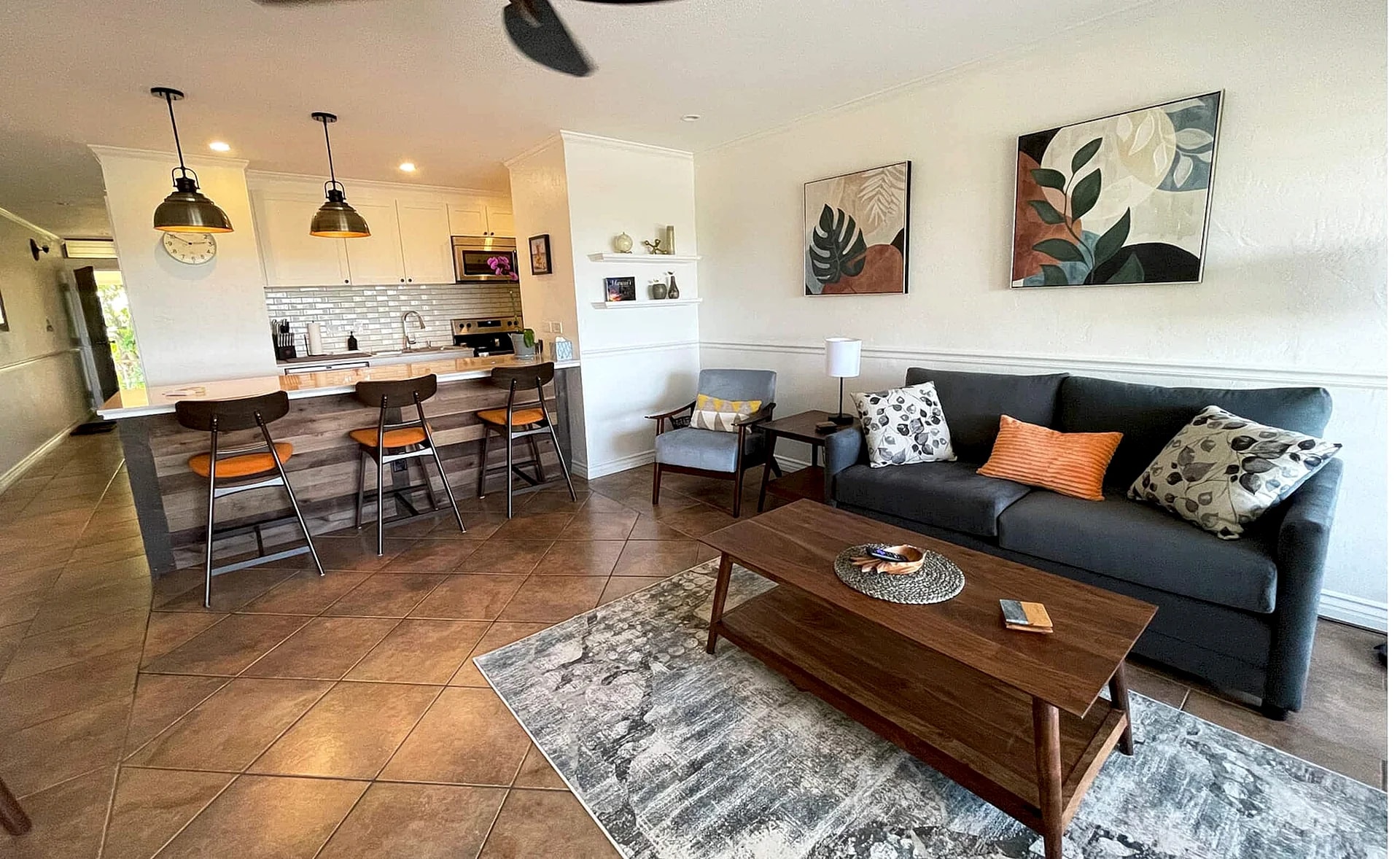 Kalanikai 303 - Kona Condo Steps from Kailua Pier