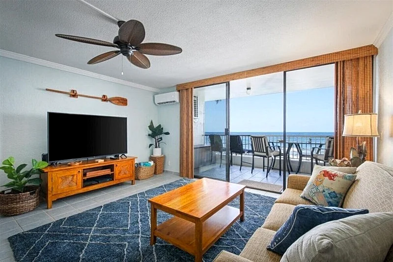Kona Reef A-24 - True Oceanfront Condo in North Kona, Hawaii, United States — photo 1