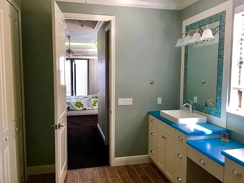 3127 Riverhouse Princess: #3127 Riverhouse Princess - Riverfront Dream in Cape Coral, Florida, United States — photo 2