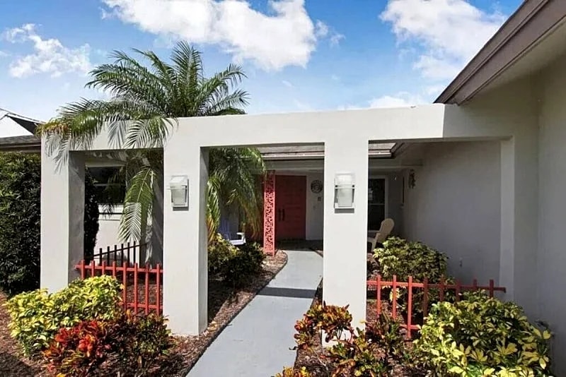 3111 Riverhouse Prince: 3111 Riverhouse Prince - Stunning Riverfront in Cape Coral, Florida, United States — photo 2