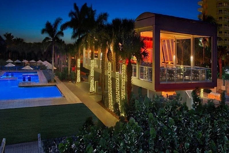 Marriott's Crystal Shores oceanfront resort. Beautiful Three Bedroom villa. in Marco Island, Florida, United States — photo 3