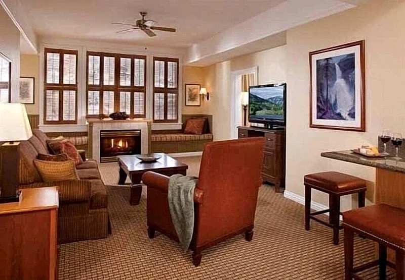 Marriott's Summit Watch lovely two bedroom suite in the heart of Park City in Park City, Utah, United States — photo 5