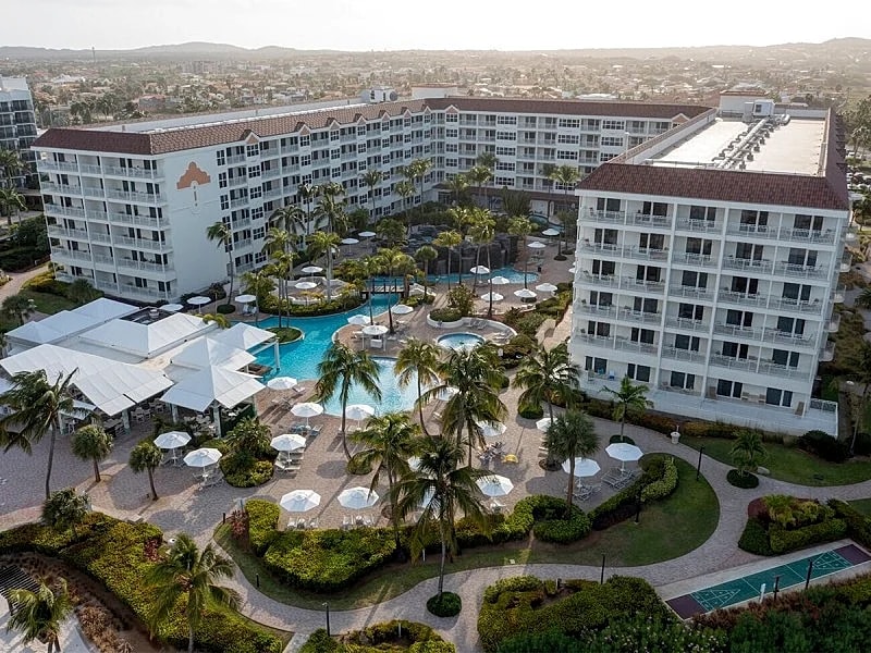 Discover the Charm of Palm Beach- Marriott's Aruba Ocean Club 2 BD villa in Noord, Aruba — photo 2