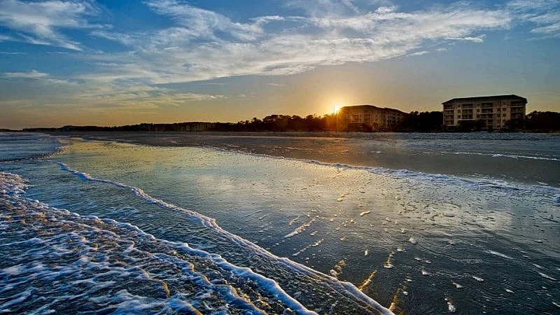 Marriott's Barony Beach. Beautiful two-bedroom villa! in Hilton Head Island, South Carolina, United States — photo 2