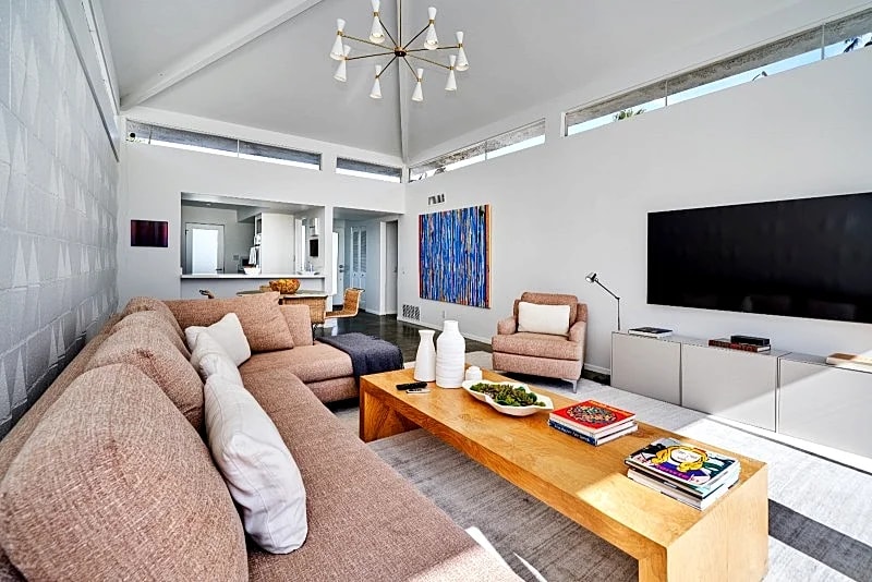 Mid Century Luxury Canyon View Villa | Palm Springs Vacation Rental in Palm Springs, California, United States — photo 5