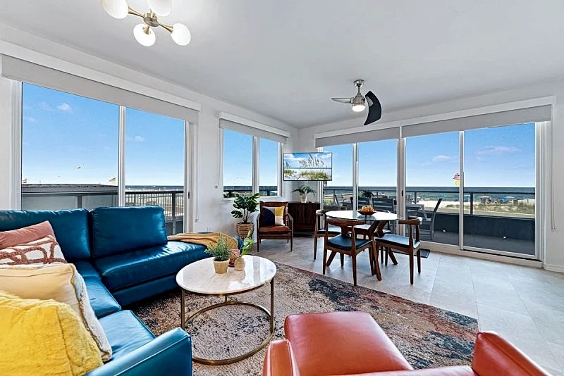 Modern, DIRECT GULFRONT, Ground floor Panoramic Views! in Orange Beach, Alabama, United States — photo 3