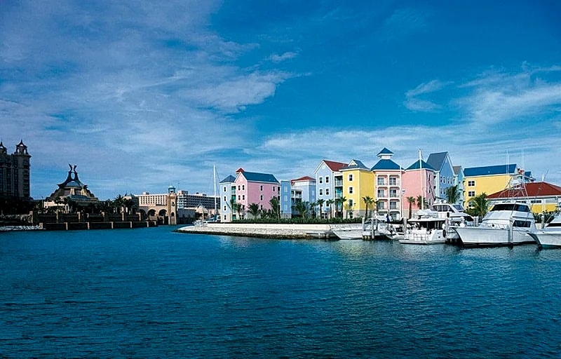 Harborside at Atlantis- Two bedroom deluxe studio unit- sleeps six! in Nassau, Paradise Island, Bahamas — photo 4