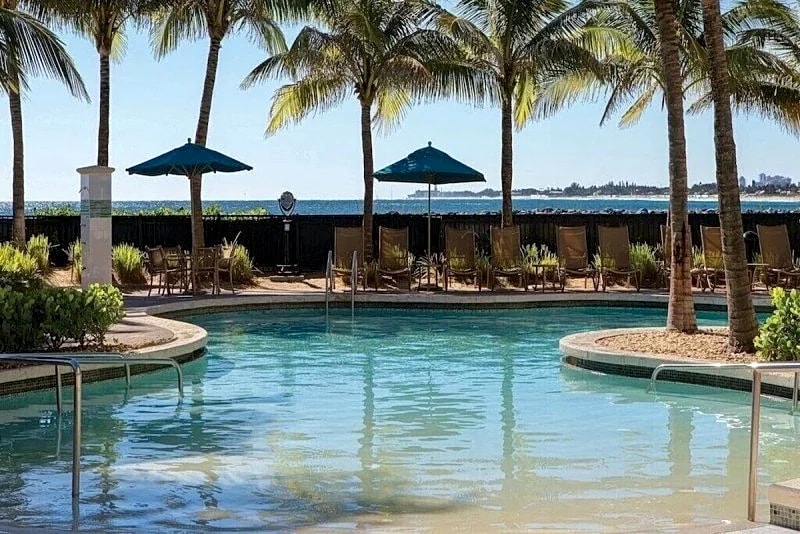 Serene Beachfront Escape at Marriott's Ocean Pointe- one bedroom villa in Palm Beach Shores, Florida, United States — photo 4