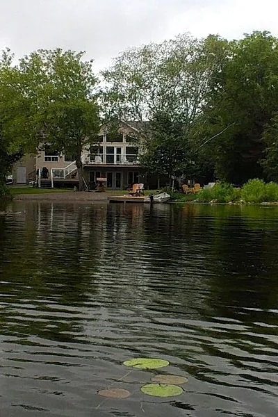 New, Executive. Kawartha Waterfront - Kawartha Lakes in Kawartha Lakes, Ontario, Canada — photo 3