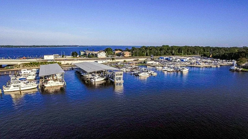 LUXURY ONE OF A KIND GETAWAY - HOME A WAVE in Fleming Island, Florida, United States — photo 4
