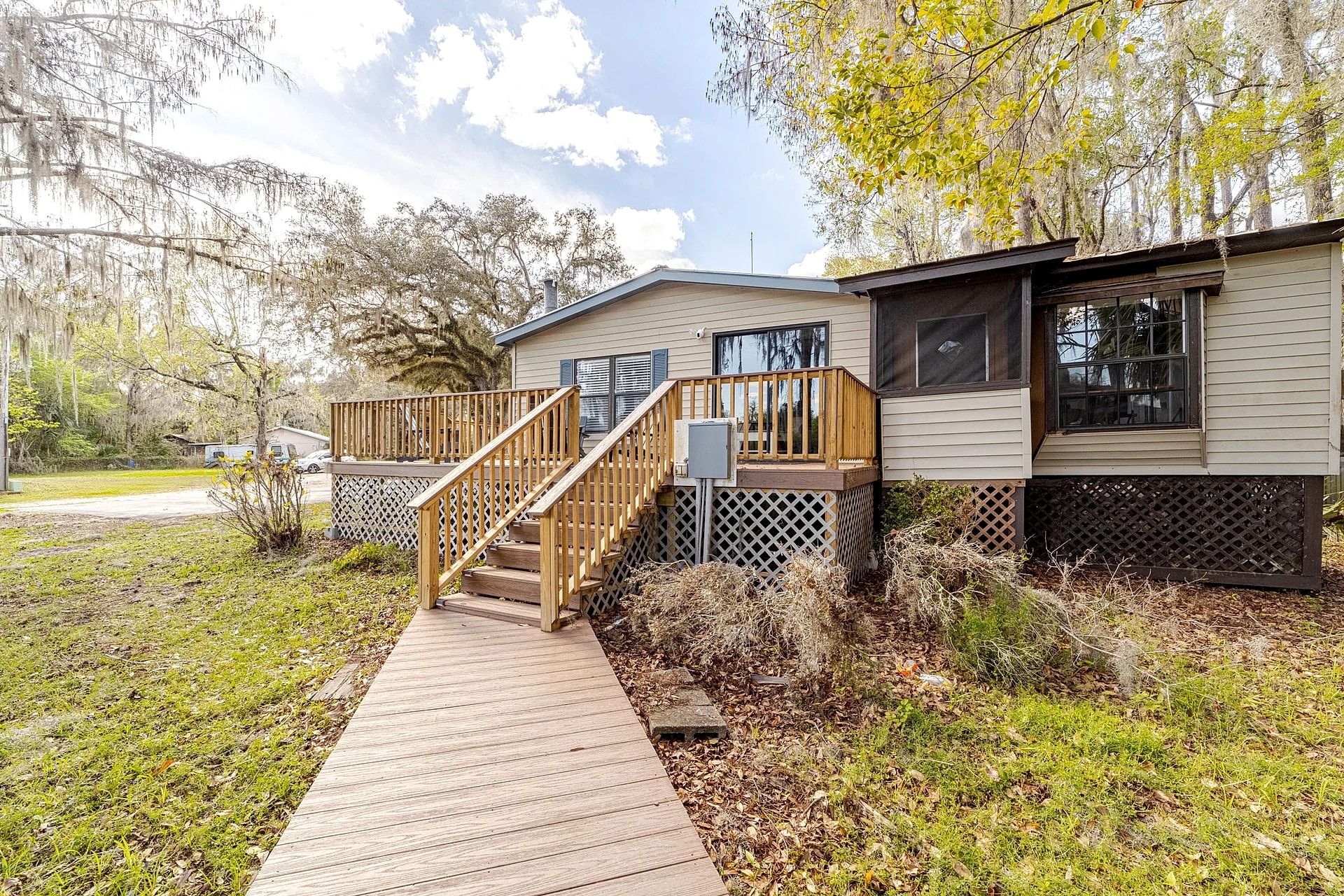 A NEW Riverhouse Getaway on the St. Johns River