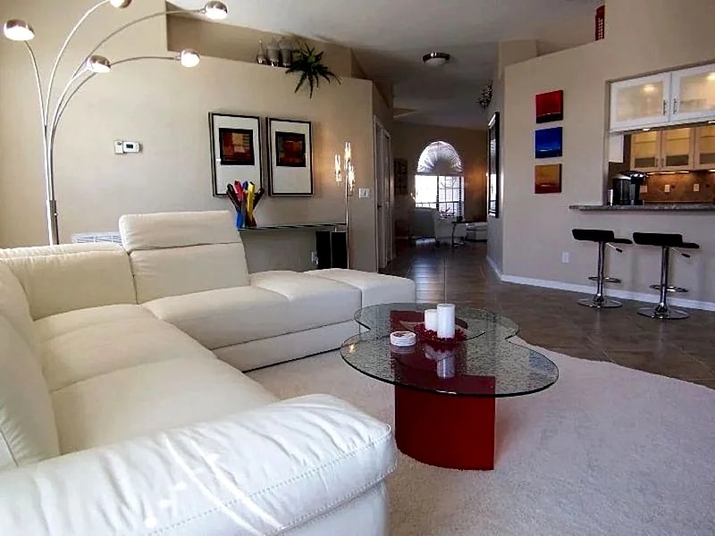 Villa Aurora SE Cape Coral Intersection Fresh Water Canal Luxury Pool Home in Cape Coral, Florida, United States — photo 5