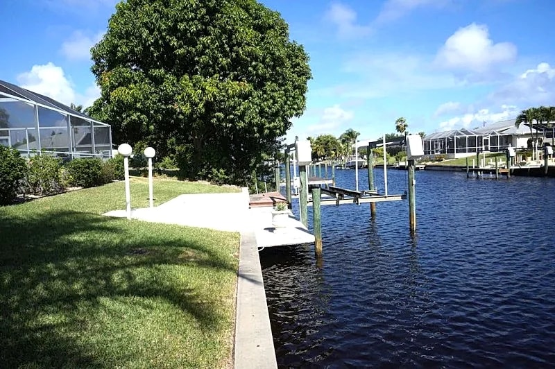 Villa Rebecca 1026 SE Cape Coral 3b/2ba Solar Heated Pool Gulf Access Canal Close to the River in Cape Coral, Florida, United States — photo 4