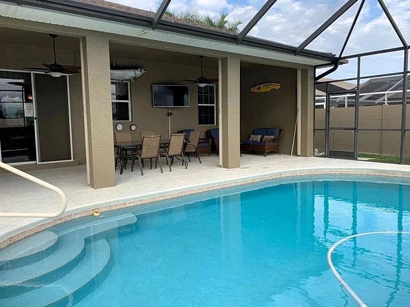 Villa Rubicon 1005 SE Cape Coral 3b 2ba electric heated Pool Gulf Access Canal free internet in Cape Coral, Florida, United States — photo 5