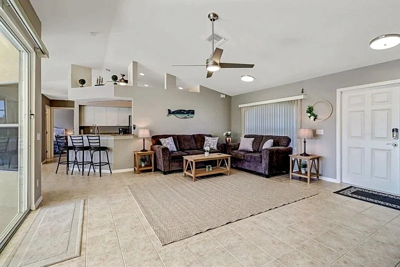 Paradise Found 1043 3B, 2Ba, SE Cape Coral Waterfront, Gulf Access, Boat Dock, Solar Heated Pool in Cape Coral, Florida, United States — photo 4