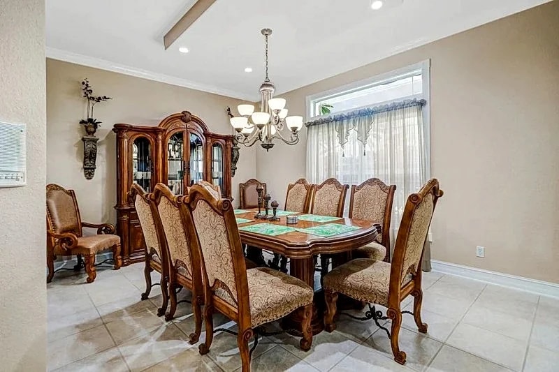 Bent Residence 1002 - SW Cape Coral Electric Heated Pool/Spa Courtyard Home, Game Room in Cape Coral, Florida, United States — photo 5