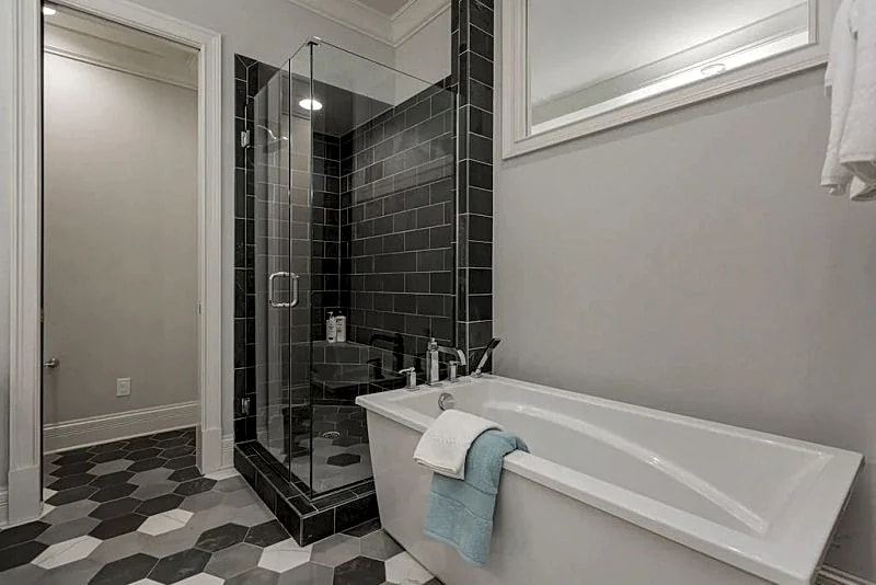 SPECIAL OFFER! #3 of 6 homes TOGETHER! Luxury in PRIME LOCATION w/ Rooftop Deck! in Nashville, Tennessee, United States — photo 4