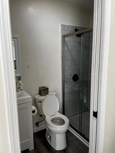 Lovely small Long Beach Vacation Studio with AC in Long Beach, California, United States — photo 5