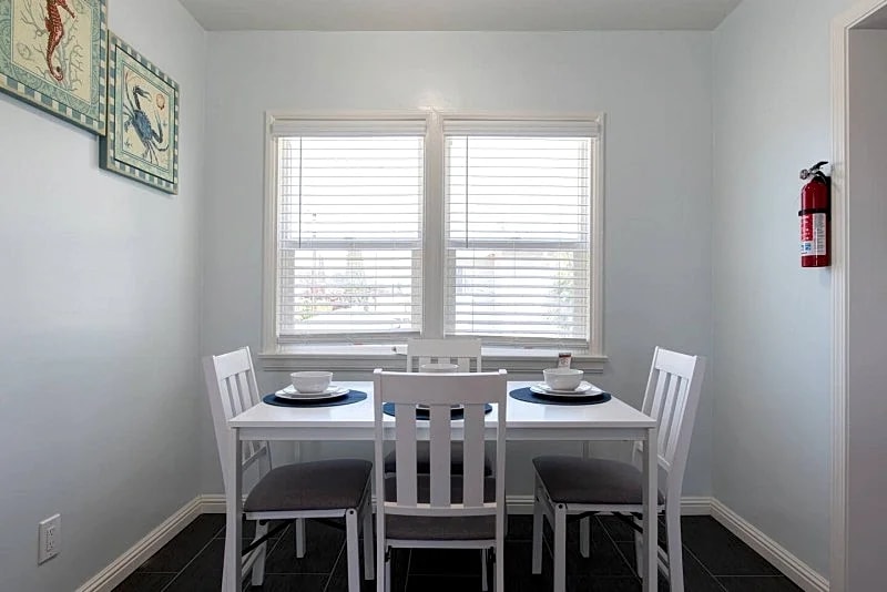 Welcome Everyone to Long Beach Vacation Home in Long Beach, California, United States — photo 3