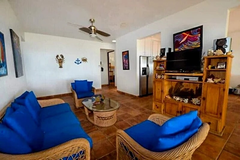 Wonderful 4 br for 16 beachfront Luquillo Vacation Home! Puerto Rico in Fortuna, Luquillo, Puerto Rico — photo 5