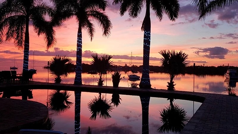 Private Waterfront Estate Event Venue / Vacation Rental-8 bd /7 bt sleeps 24 in St. Petersburg, Florida, United States — photo 4