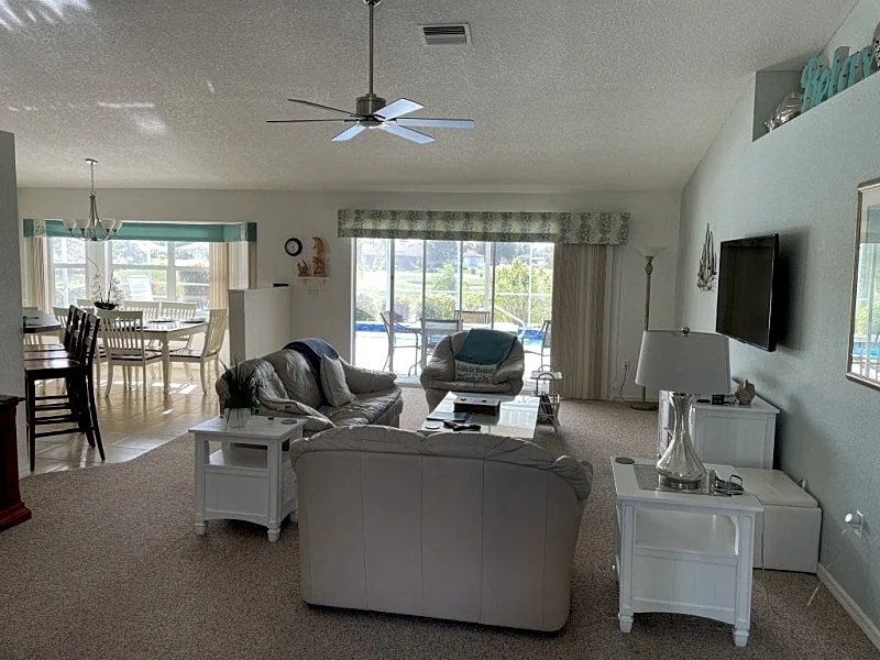 BEAUTIFUL, 4 Bed, 3 Bath, Large Pool faces SW, on Waterway & Golf Course- LOOK! in Rotonda West, Florida, United States — photo 3