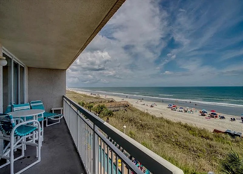 Oceanfront luxury condo and great amenities + FREE DAILY ACTIVITIES! in North Myrtle Beach, South Carolina, United States — photo 3