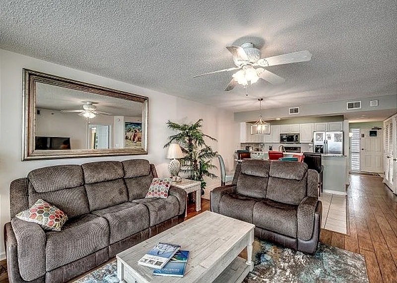 Recently Updated, Wonderful Oceanfront Views + FREE DAILY ACTIVITIES! in North Myrtle Beach, South Carolina, United States — photo 5