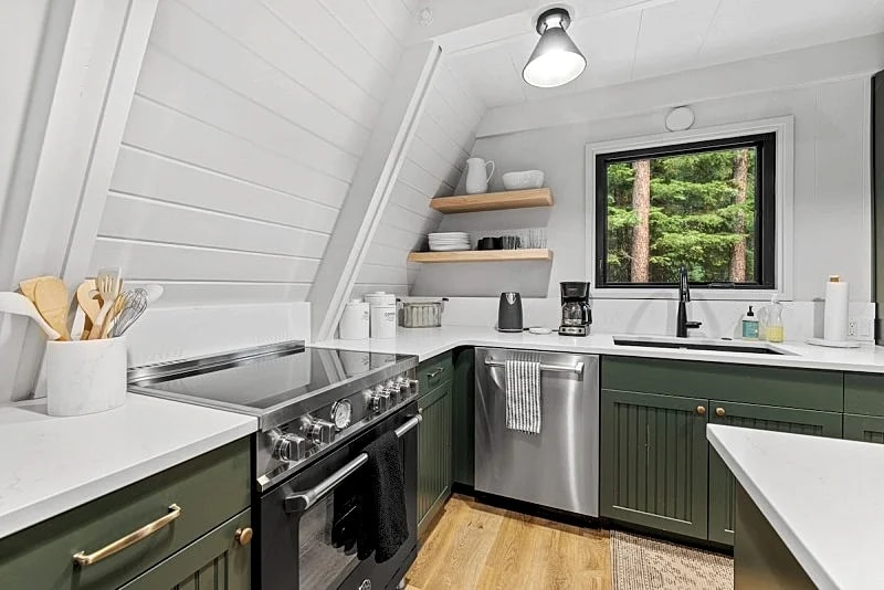 New! River Cabin A-Frame-Remodeled A-Frame on the river, walk to town, lake & dining in McCall, Idaho, United States — photo 2