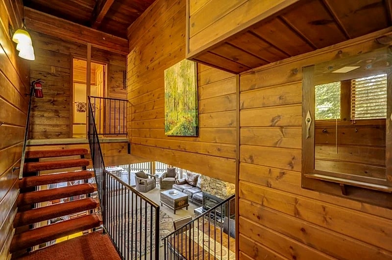 Classic McCall Lake House - Private Dock on Payette Lake - Hot Tub - Fire Pit in McCall, Idaho, United States — photo 5