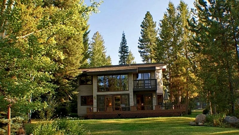 Fairway Lodge: Beautifully Updated, On the Golf Course, Gas Fireplace in McCall, Idaho, United States — photo 2