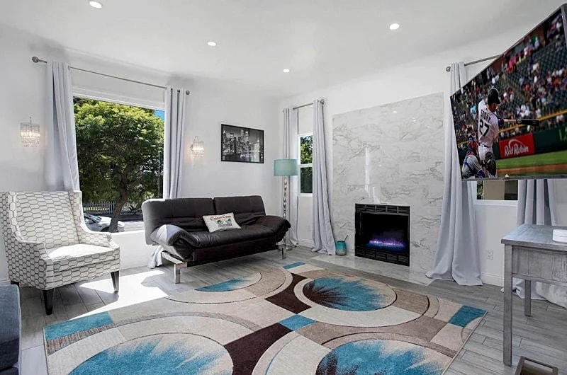 WLA, 3 Bedroom with 2 bathroom, Furnished, Corporate Housing , EV, Rancho Park in Santa Monica, California, United States — photo 5